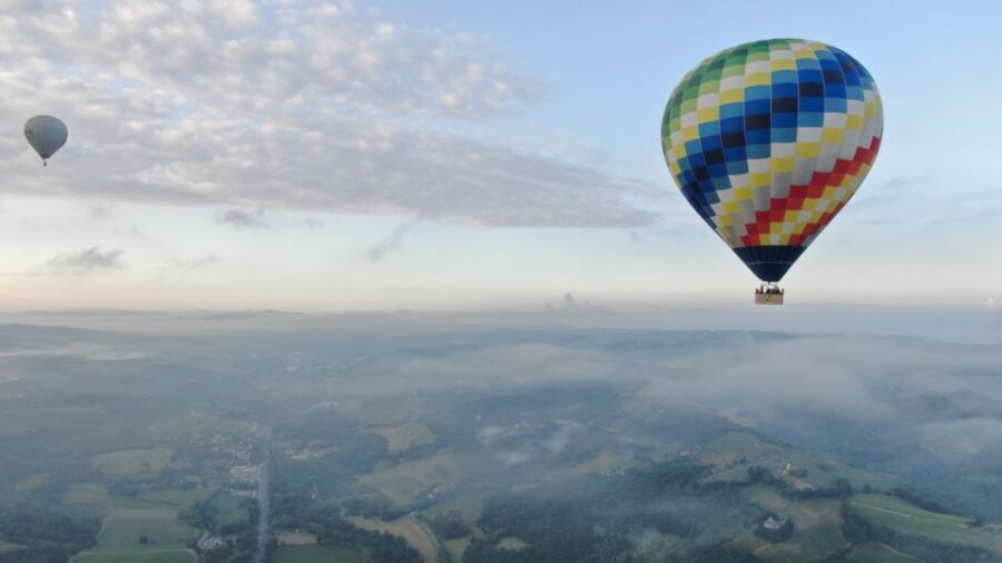 1-Hour Hot Air Balloon Flight Over Tuscany from Lucca - Landing and the champagne toast that makes it feel like a celebration