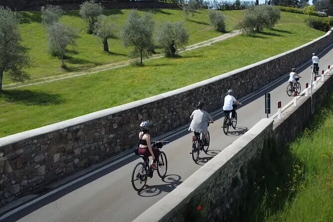 2-Day E-Bike Tuscany Tour with Meals, Wineries, and Farmstay - Day 1: From San Casciano walls to the Machiavelli hamlet