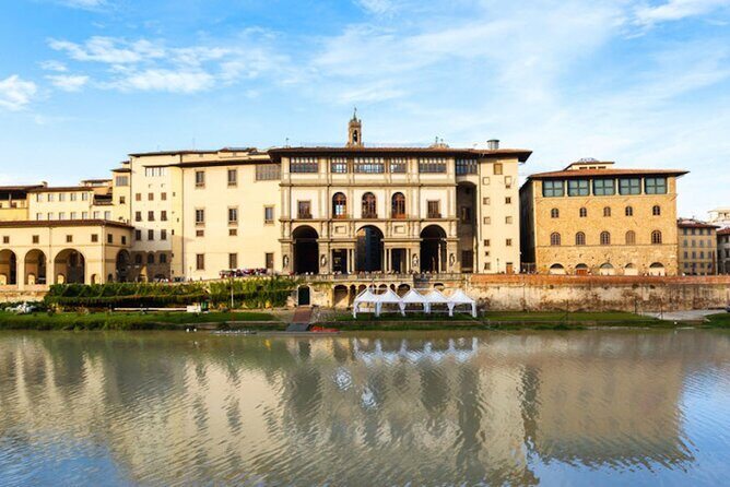 2-Hour Private Evening Walking Guided Tour of Florence Culture - Starting in Piazza della Signoria: Michelangelo at Square Level