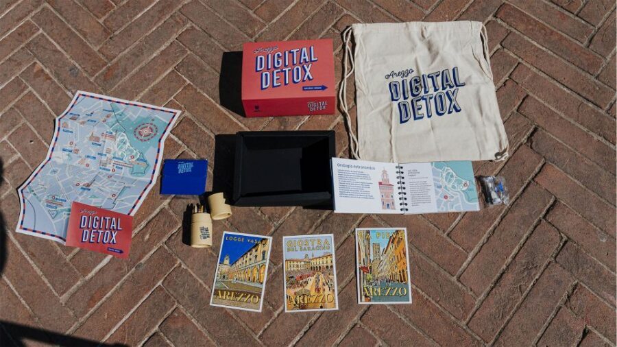 2 Hours Free Arezzo tour without the use of your smartphone - Your Digital Detox Kit: what it gives you (and what it asks from you)