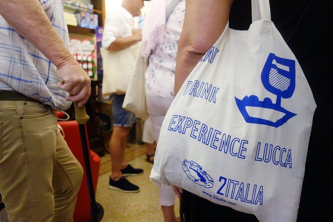 2Italia Lucca Food Tour - Eight to Ten Tastings: Pasta, Hams, Sheep’s Milk Cheese, and a Sweet Finish