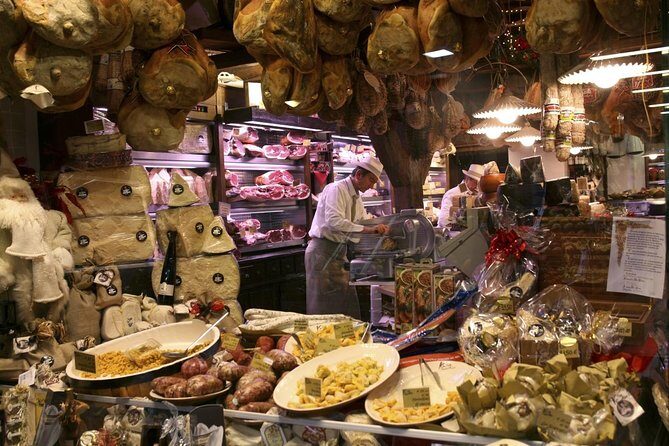 3 Days In Bologna - Day 3: Free Stroll Time for Shopping and Spontaneity