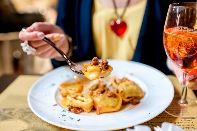 3 Days In Bologna - Day 1: Central Check-In Plus a Guided Sights Walk