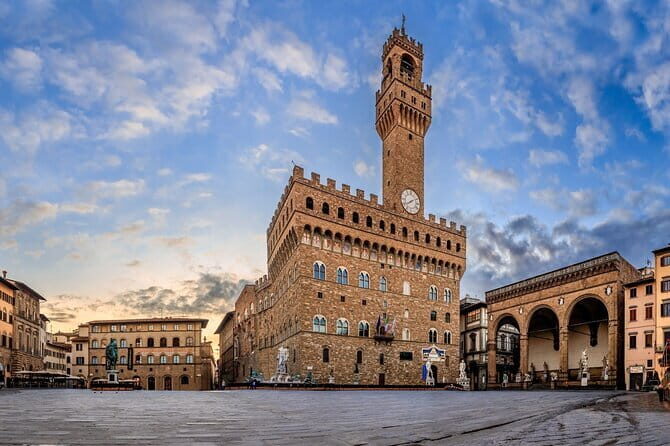 3 hours: Private walking tour of Florence and Accademia Gallery guided visit - Ponte Vecchio views: the famous bridge, explained in passing