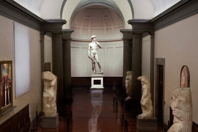 Academia Gallery Live Guided Tour & Skip-the-Line Entrance - Michelangelo’s Other Hits: Prisoners, Sabine Woman, and More