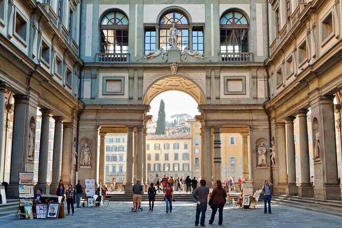 Accademia & Michelangelo's David Express Tour - Guide styles: the names you might hear and what to listen for