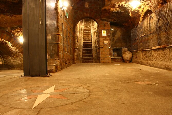 Aperitif in the famous underground caves of Orvieto - How the “aperitif underground” works in practice