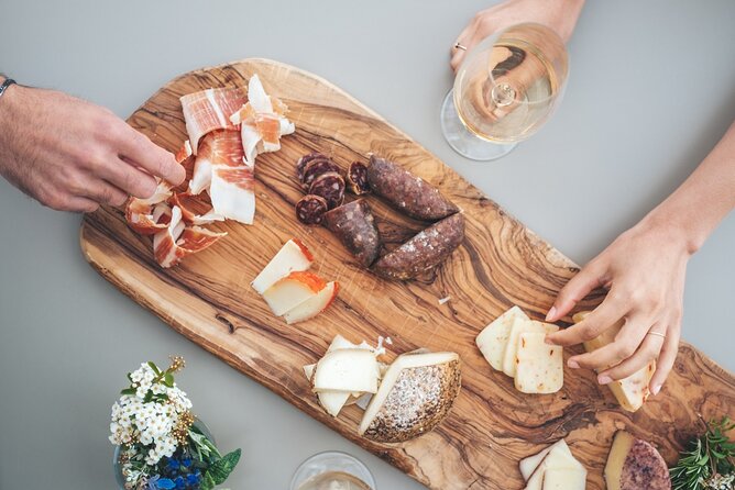 Aperitif on the Terrace of Podere Montale at Sunset - Meeting Podere Montale: simple start, smart timing