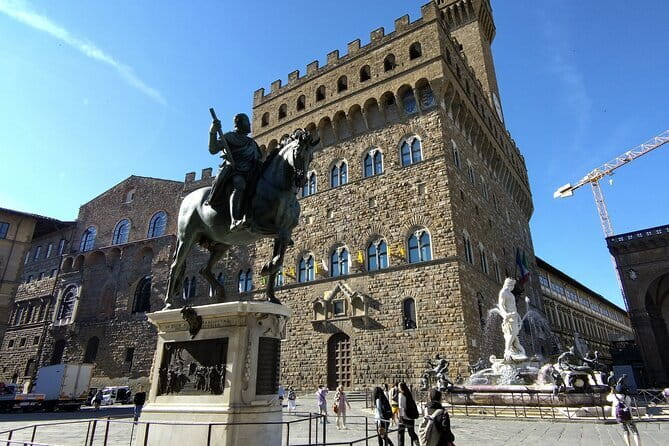 Art, Medicis and Renaissance. Explore Florence with Vincenzo - Meet Vincenzo Manole’s Florence: art plus Medici politics