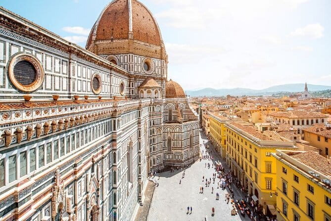 Art, Medicis and Renaissance. Explore Florence with Vincenzo - Price and value: $29.79 for four big Florence “anchors”