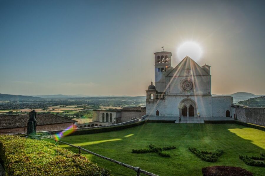 Assisi: 3-hours private tour including St. Francis Basilica - Private Assisi walking route: what you actually get in 3 hours