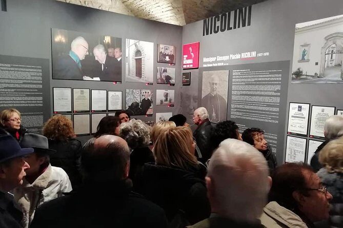 Assisi and the Second World War - Heroes by chance and by vocation - Piazza del Comune and Assisi’s working craft culture