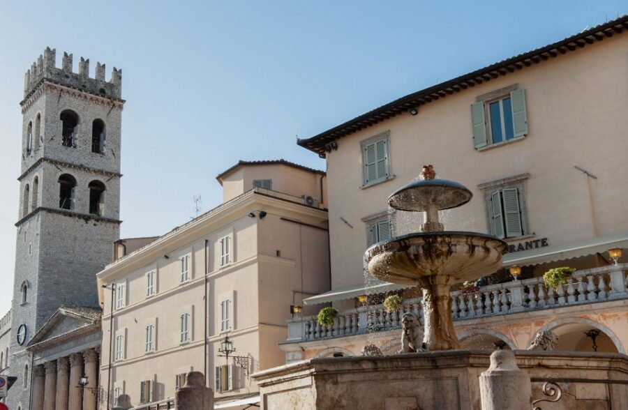 Assisi by driver and guide. Panoramic and Historical tour - Rocca Maggiore (Major Fortress): the best photos come from being timed