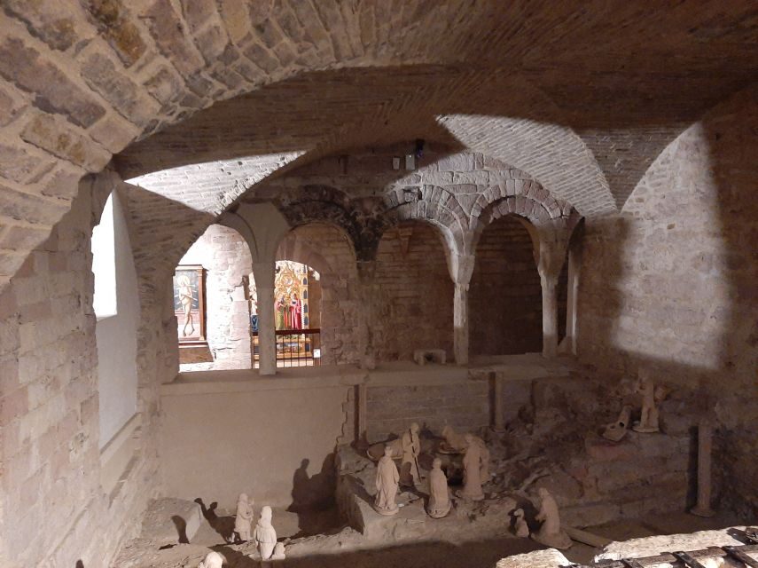 Assisi: Crypt of San Rufino and Roman Forum Underground Tour - Roman Forum and Archaeological Museum: the city square’s secret basement