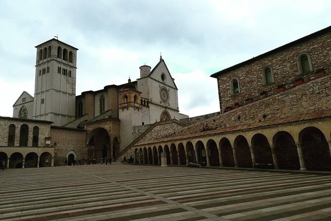 Assisi Full day tour including St Francis Basilica and Porziuncola - Santa Maria sopra Minerva, Chiesa Nuova, and Santa Chiara: Assisi’s Franciscan trail inside the city