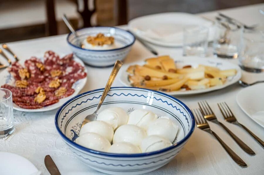 Assisi: Pasta Making Class with Mamma - The Two-Hour Flow: Aperitivo, Dough Time, and Your Tasting Meal