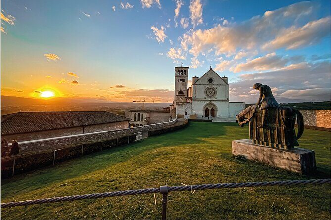 Assisi Walking Tour with Audio and Written Guide by a Local - Assisi in a few hours: a self-guided walk with a local voice