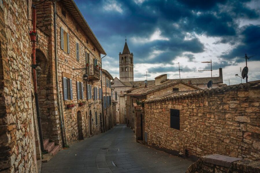 Assisi: Walking Tour with Basilica of Saint Francis Ticket - Why Assisi’s hilltown layout makes this tour work