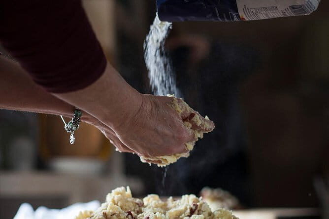 Authentic Culinary Experience in a Tuscan Family Estate - La Quercia Estate: A Real Tuscan Kitchen, Not a Production Line