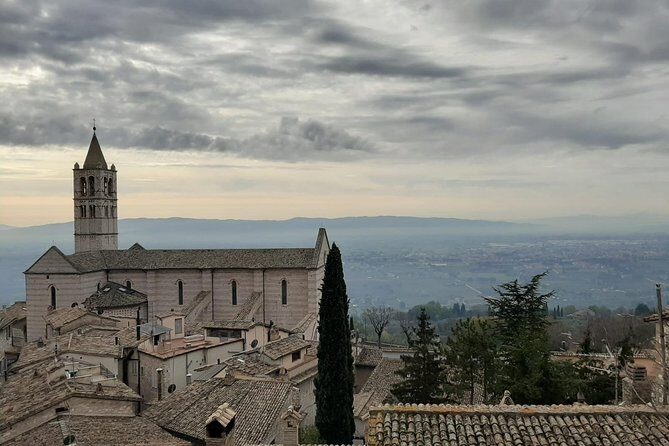 Basilica of St. Francis of Assisi. Tour with official guide - Tickets, mobile entry, and the $53.23 value