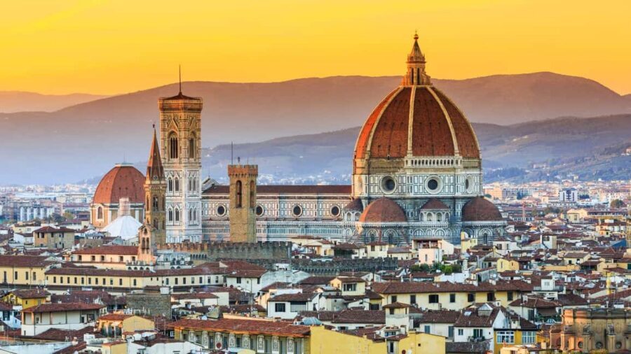 Best of Florence: Private Walking Tour with a Local - Ponte Vecchio and the river walk mood