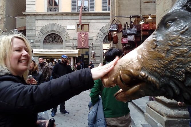 Best of Florence Top-rated Attractions with Private Guide - Private guide energy: what small-group flexibility really gives you