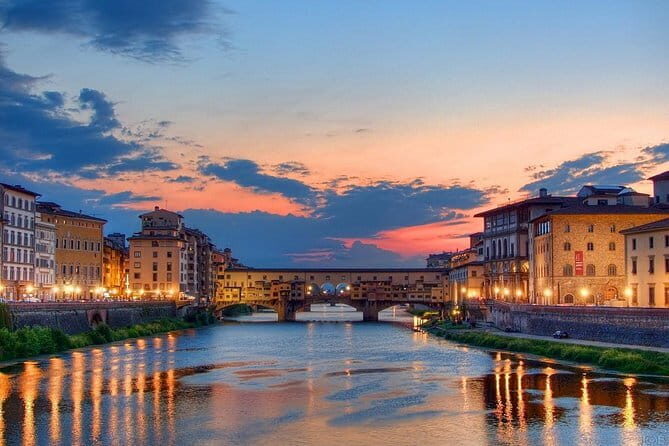 Best of Florence Tour by Night - Piazza della Repubblica and Ponte Vecchio after dark