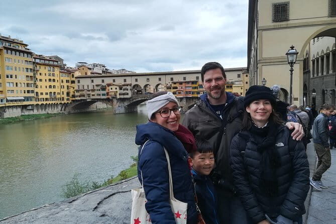 Best of Florence Tour for Kids & Families - Ponte Vecchio game time: the oldest bridge moment