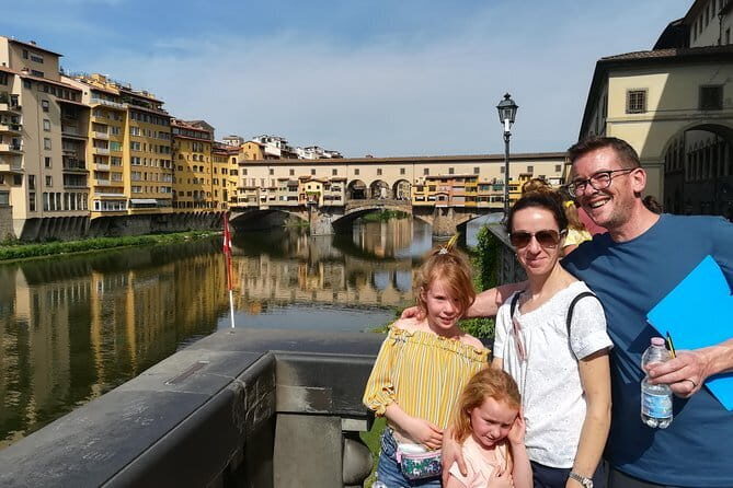 Best of Florence Treasure Hunt Tour for Kids & Families - Stop 1: Piazza della Signoria, the political heart kids can actually feel