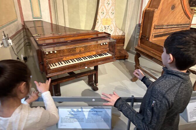 Best of Michelangelo in Florence Tour for Kids with Academy Gallery Fast Access - Piazza Santa Croce (and the Holy Cross Church area) first: start with story, not art history homework