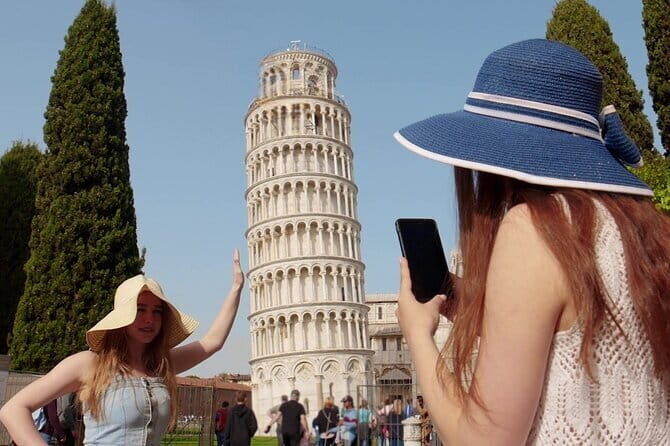 Best of Pisa, Lucca, Volterra: Small Group Tour from Florence - Pisa’s Piazza dei Miracoli: the guided hit list plus free time