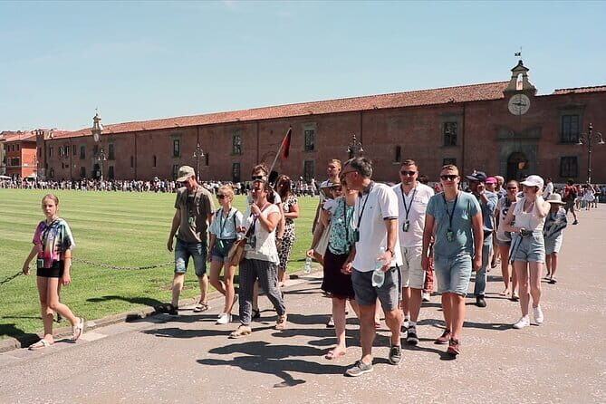 Best of Pisa, Lucca, Volterra: Small Group Tour from Florence - Volterra’s Piazza dei Priori and the craft stop for alabaster