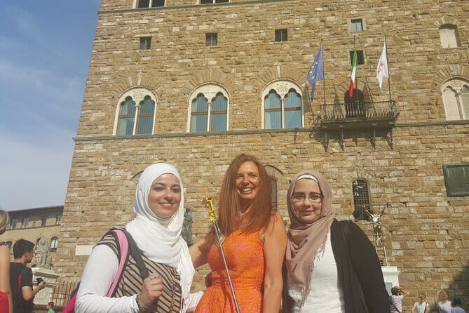 Best of Tuscany Private Tour: Siena, San Gimignano, Monteriggioni - Winery Lunch, Wine Tasting, and Extra Virgin Olive: The Break That Makes the Day Work
