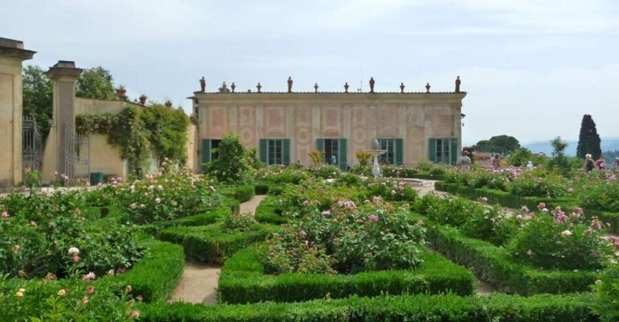 Boboli Garden Guided Tour in Florence - The artichoke fountain: where the garden story begins