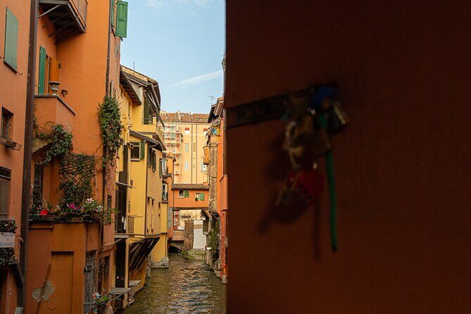 Bologna: A Self-Guided Audio Tour from Porta Galliera to Le Tre Frecce - Canale delle Moline and Via Indipendenza: when Bologna looked more Venice-like