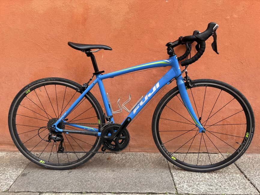 Bologna: Bike Rental - Staff help and how solo-friendly this can feel