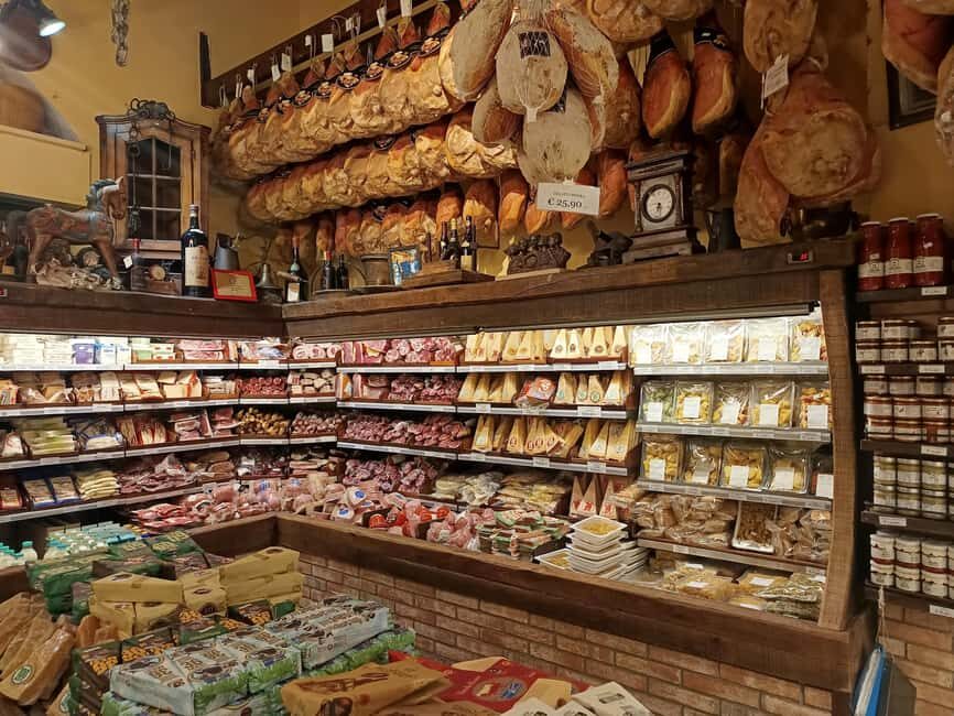 Bologna by night: Food, wine, spritz and fun - The gelateria stop: why the sweet ending matters