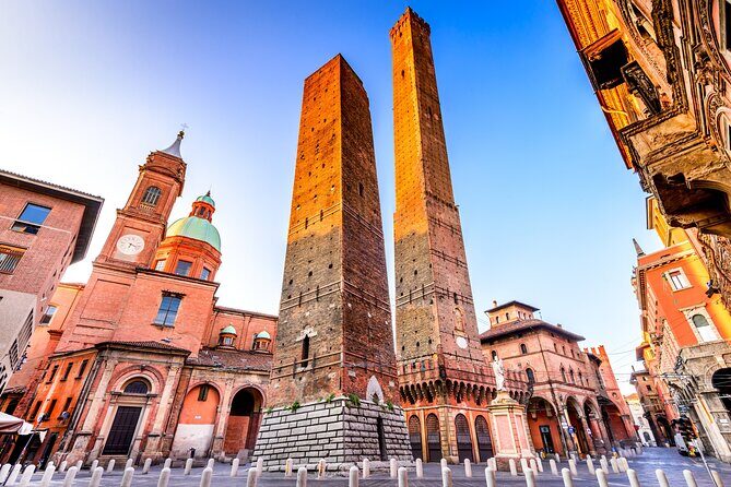 Bologna: City Walk with Audio Guide in 7 Languages on your Phone - Palazzo del Podestà: Where Power Ran City Hall in the Middle Ages