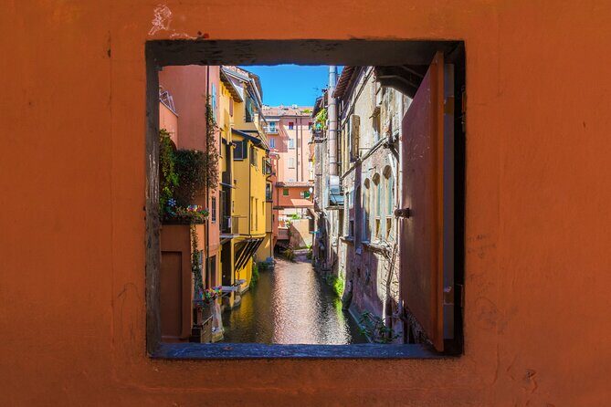 Bologna: City Walk with Audio Guide in 7 Languages on your Phone - The Route in One Line: 35 Stories Across Bologna’s Center
