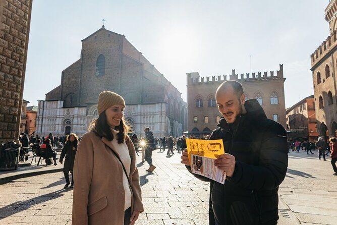 Bologna Food Tasting box- Audio Guided Tour with Food Tasting - The walking plan and monument stops: using the map route without overthinking it