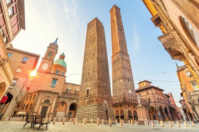 Bologna Fun Guided Private Siteseeing Tour for Kids and Families - Private Bologna fun: why this style works for kids