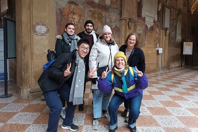 Bologna Highlights Private Walking Tour With A Guide - Le Due Torri and Torre degli Asinelli: narrow stairs, real views