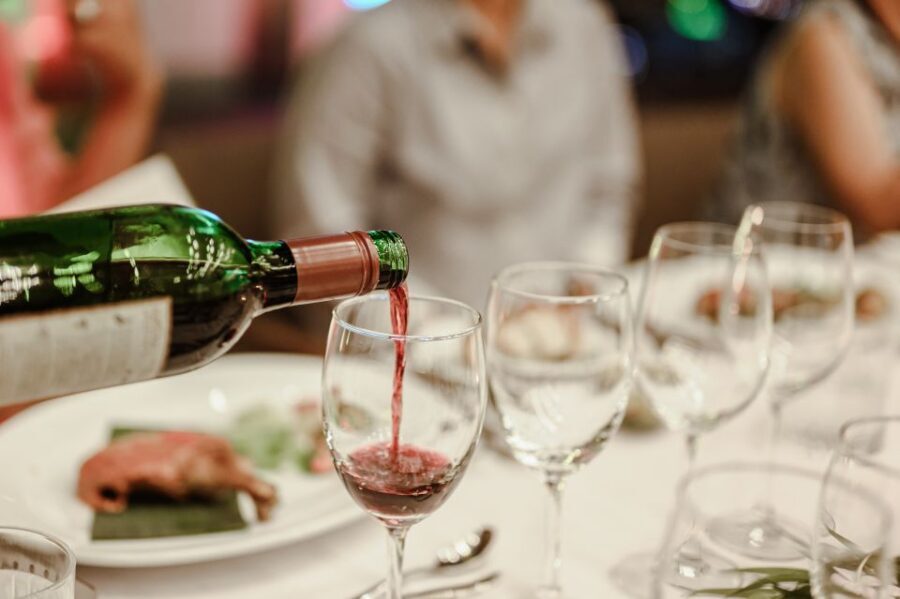 Bologna: Italian Red Wine and Food Tasting - The Welcome Toast: Sparkling White First, Then Real Italian Cheers