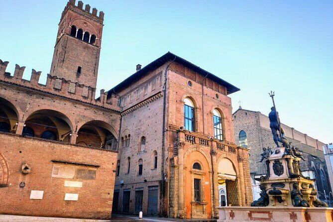 Bologna Murder Mystery: Self-Guided City Quest - Why this Bologna app-quest works (and who it fits)