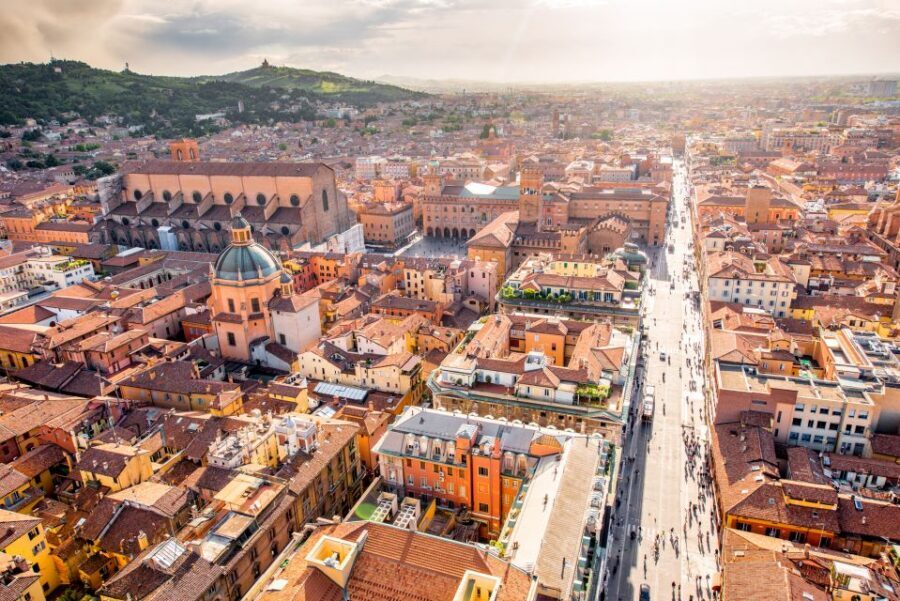Bologna: Private and Personalised Walking Tour - How long is enough? Choosing 3, 4, 6, or 8 hours