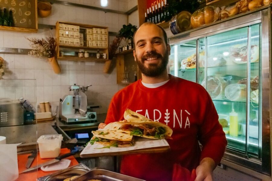 Bologna: Private Food Walking Tour with Tastings - City highlights between tastings: how to learn without slowing down