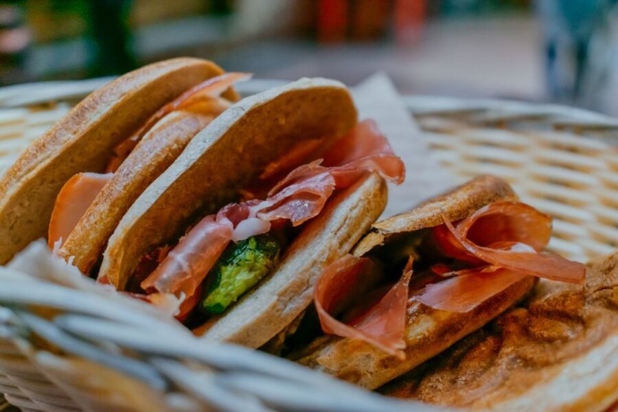 Bologna: Private Food Walking Tour with Tastings - Drinks included: why that changes the value