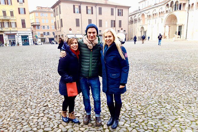Bologna Private & Personalized Half-Day Tour with a Local Guide - A Private Bologna Walk That Fits Your Pace