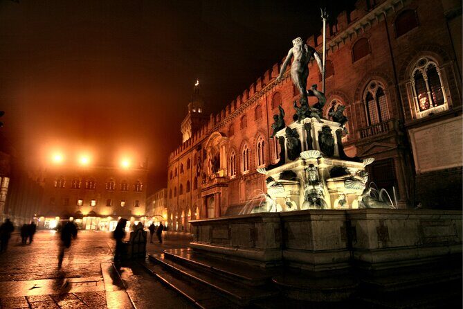 Bologna Scavenger Hunt and Highlights Self Guided Audio Tour - Basilica di San Domenico: the story stop that fits a real break