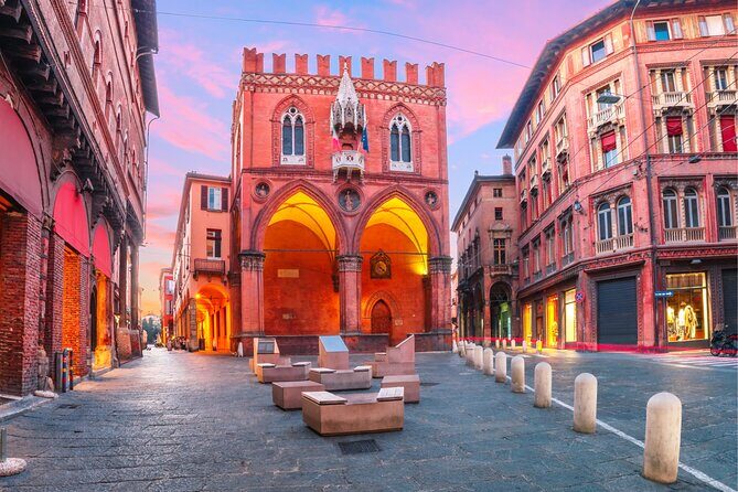 Bologna Scavenger Hunt and Highlights Self Guided Audio Tour - Value and family-friendliness at $9.46 per person